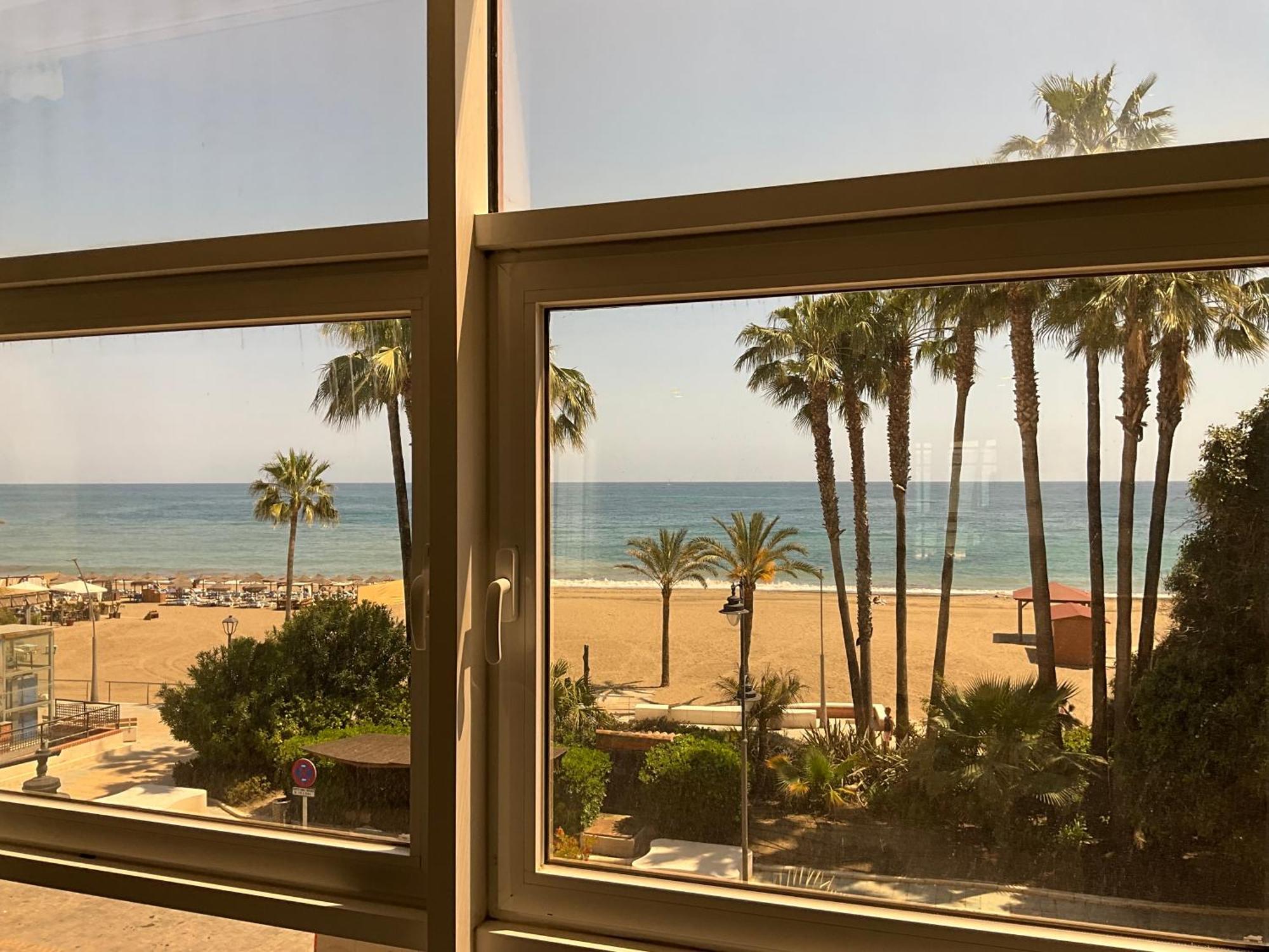 First Line Sea Apartment By Oliva Estepona Kültér fotó
